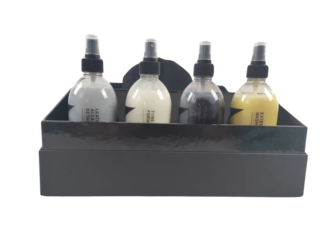 Lamborghini Urus Cleaning Agent Set OEM 4ML096301