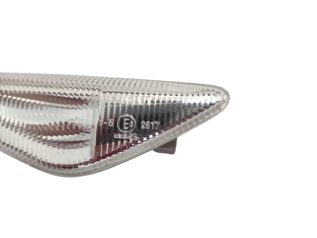 BMW X5 E70 Right Front Side Marker Light OEM 63137171008