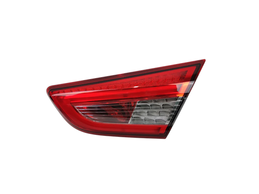 Maserati Ghibli M157 Right Rear Inner Tail Light OEM 670004663