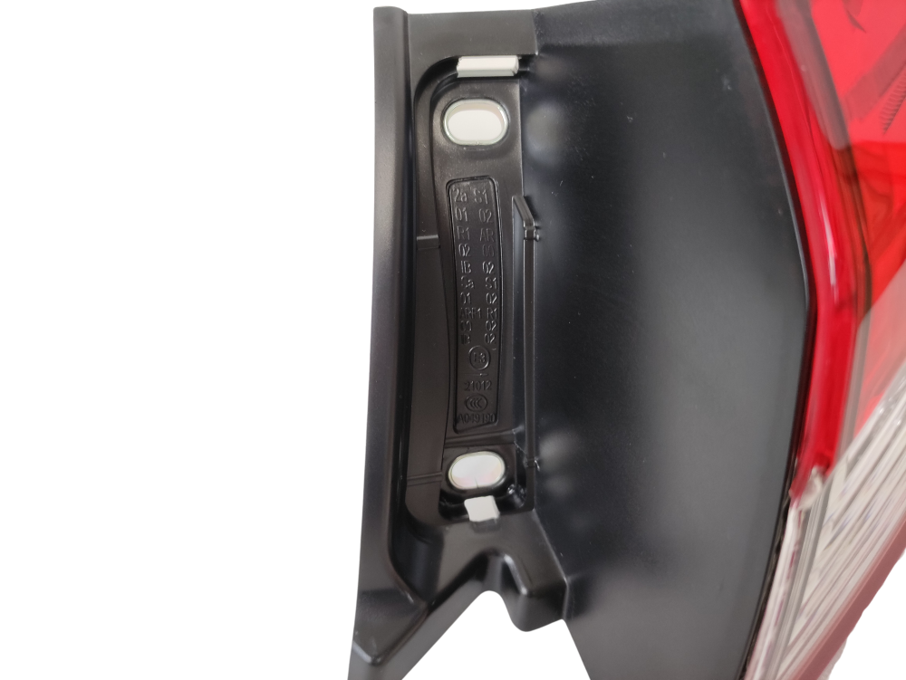 Maserati Ghibli M157 Right Rear Outer Tail Light OEM 670008481