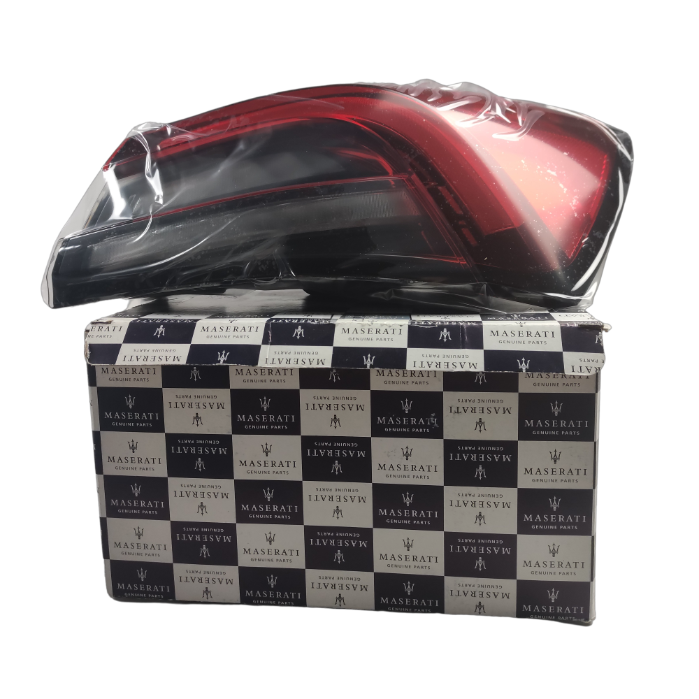 Maserati Ghibli M157 Facelift Right Rear Outer Tail Light OEM 6701546060