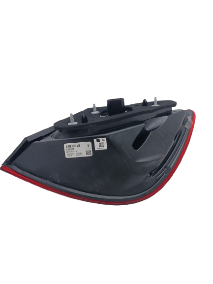 Maserati Quattroporte Rear LH Fixed Tail Light OEM 670001629