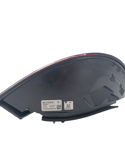 Maserati Levante RH Taillight Fixed Side OEM 670154538