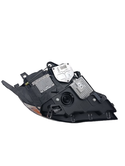 Maserati Quattroporte LH Front Headlight OEM 670104199