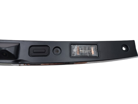 Maserati Quattroporte Ghibli Light Bar With Rear Parking OEM 670018242